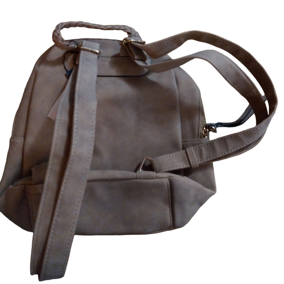 NYC With Love From NYC Weaved Back Pack - Picture 3 of 5